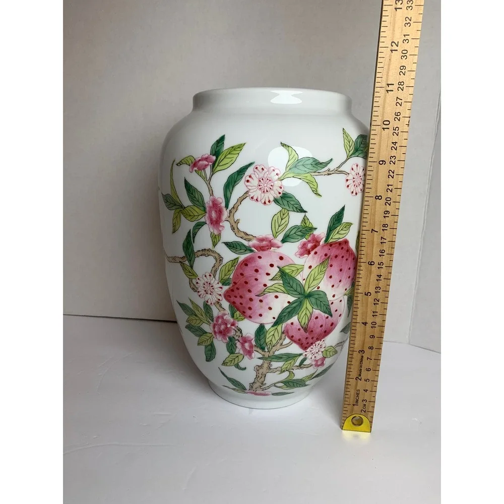 Vintage Quintessential Exclusive Porcelain Peach Blossom Floral Botanical‎ Vase